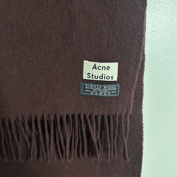 Burgundy ACNE studios Wool Scarf with Fringe - Picture 3 of 4
